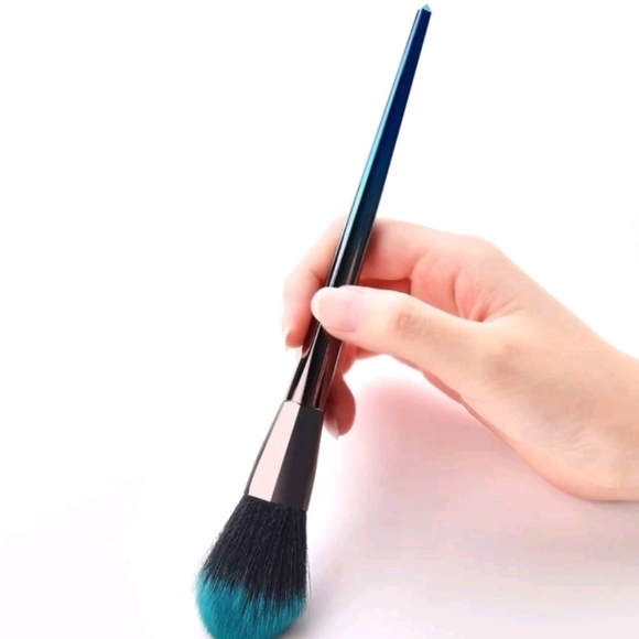 BOGO@50% 7 Piece Ombre Diamond Tip Handle Makeup Brush Set - Picture 2 of 6